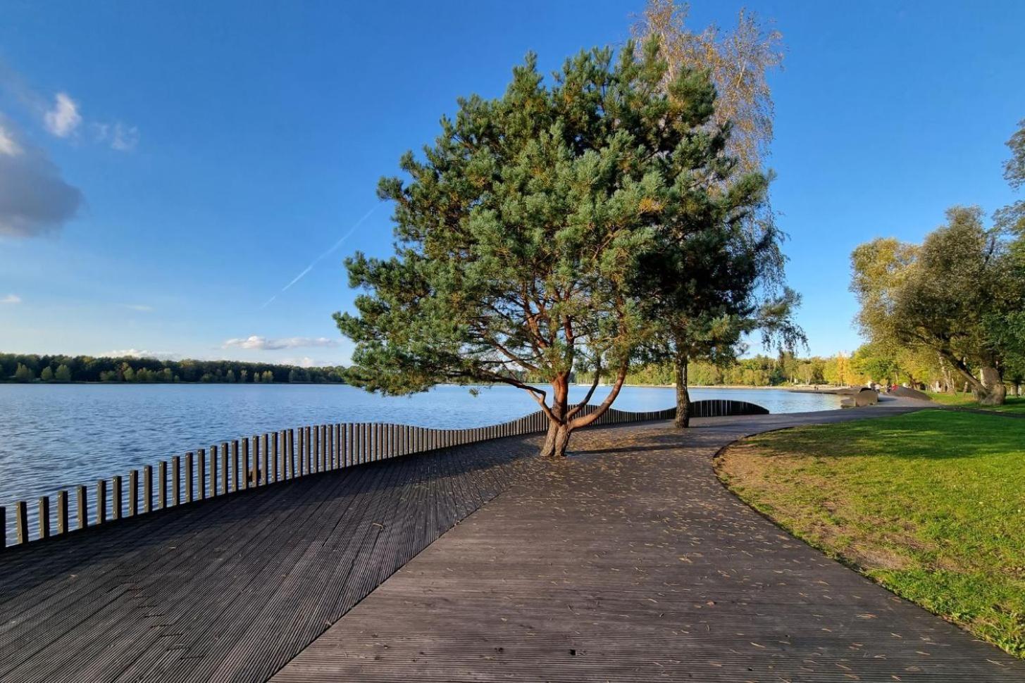 Piramida Park Hotel & Wellness Тичи Екстериор снимка
