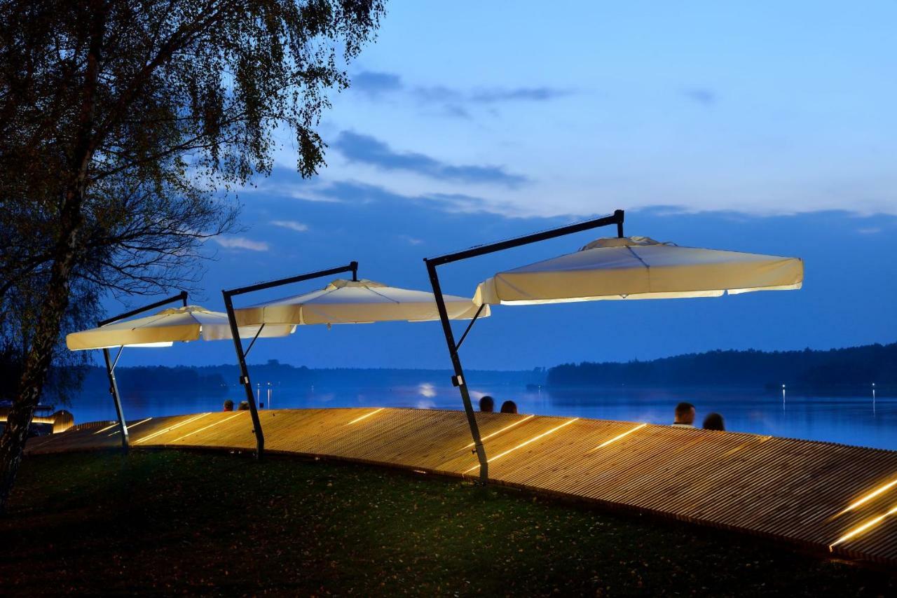 Piramida Park Hotel & Wellness Тичи Екстериор снимка