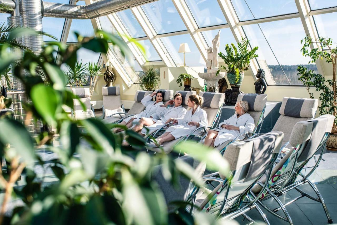 Piramida Park Hotel & Wellness Тичи Екстериор снимка